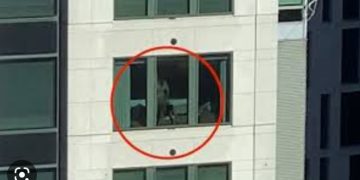 Live Report: Someone’s Husband Driving Car Number xxxx Is Eating A Young Girl In A Hotel At Adum