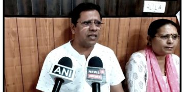 Wild Parents Sue Their Son And His Wife For $65,000 Over Their Inability To Give Them A Grandchild