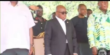 Hot Video: President Akufo-Addo Gets Very Angry At Public Event, Instantly Orders His Minister To Deal With Chief Who Refused To Stand Up While National Anthem Played