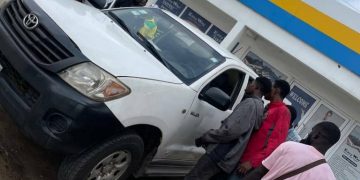 Robbers Attack Van Full Of Cash At Ablekuma, Shoot Police Officer Dead–Video