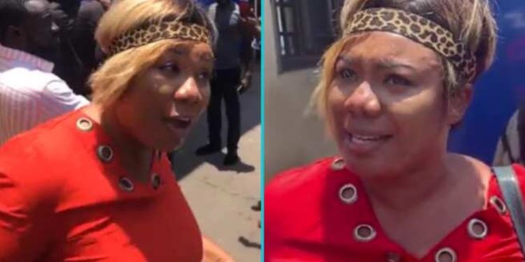 ‘I’m On TV With My Bra’ Metro TV’s Bridget Otoo Cries After Some Alleged Police Officers Nearly Stripped Her Nak£d During #OccupyJulorBiHouse Demo