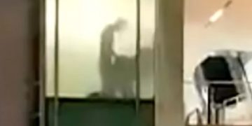 Couple Caught Having Sex Inside Office Toilet, Hundreds Gather Outside To Watch Free Show