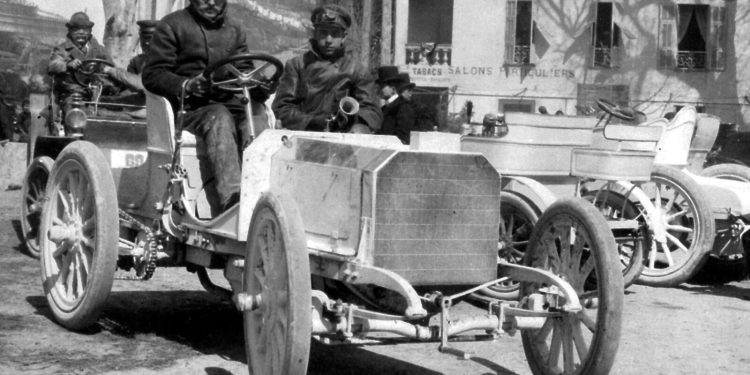 Today In History: The First Mercedes Car Model Went For A Test Drive On November 22,1900