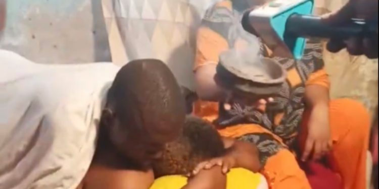 Trouble! Married Man Gets Stuck In Vagina Of Side Chick During Sex—Video