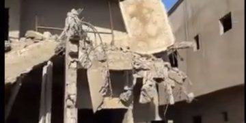 BREAK: Samira Bawumia’s Brother Destroys Kennedy Agyapong’s Brother House At East Legon—Video