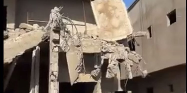 BREAK: Samira Bawumia’s Brother Destroys Kennedy Agyapong’s Brother House At East Legon—Video