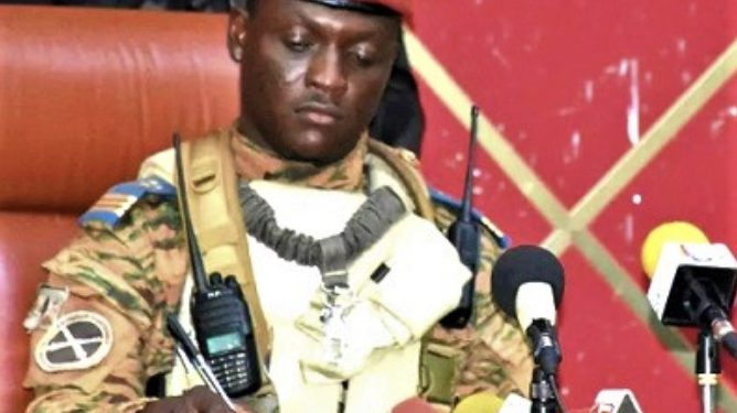 JUST IN: President Cut Salaries Of MPs, Ministers By 30%, Increases Pay Of Public Sector Workers By 50%