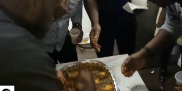 Eating Fufu,Omo Tuo,TZ Together With Friends,Loved Ones From One Bowl Spreads Hepatitis B -Doctor