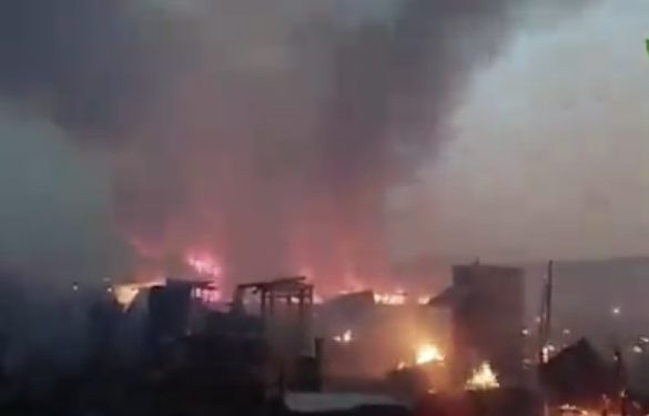 BREAKING: Fire Outbreak At Kwame Nkrumah Circle-Ongoing Fire Sweeps Several Shops