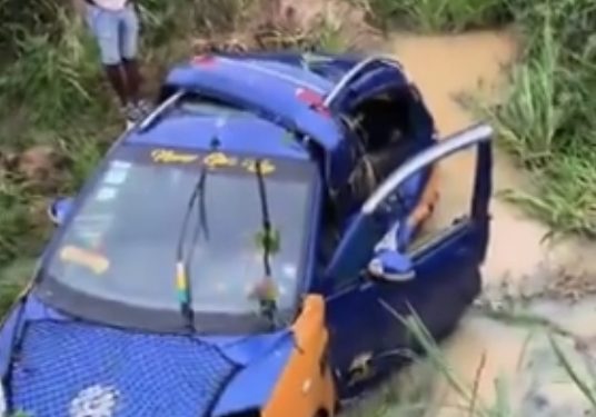 Taxi Driver Learns A Bitter Lesson After His Girlfriend Crashed His Car Into A Bridge While Teaching Her How To Drive On A Highway—Worst Thing, Car Not His—See Video