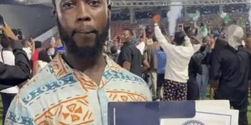 Nigerian Man Twerks For 3 Hours To Set New Guinness World Record