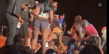 Young Man Beaten To D£ath For Slapping Female Musician’s Butt0cks During Live Performance
