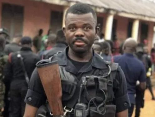 Armed Robbers Kill Police Officer