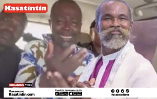 Shock As Ghanaian Prophet Adom Kyei Duah Reportedly Sends Police To Arrest An Elderly Man Who Insulted Him—Video