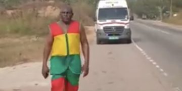 Crazy! 65-Year-Old Tamale Man Embarks On A Long Walk To Accra In Honour Of John Mahama’s Massive Victory In 2024 Election