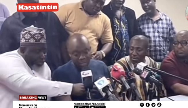 NPP Chairman Throws Away TV3 Microphone During Press Conference—Video